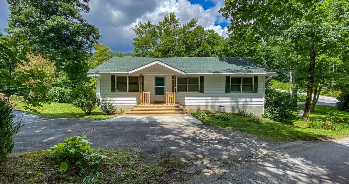 27 Eastside Duck Mountain Scaly Mtn NC 28775