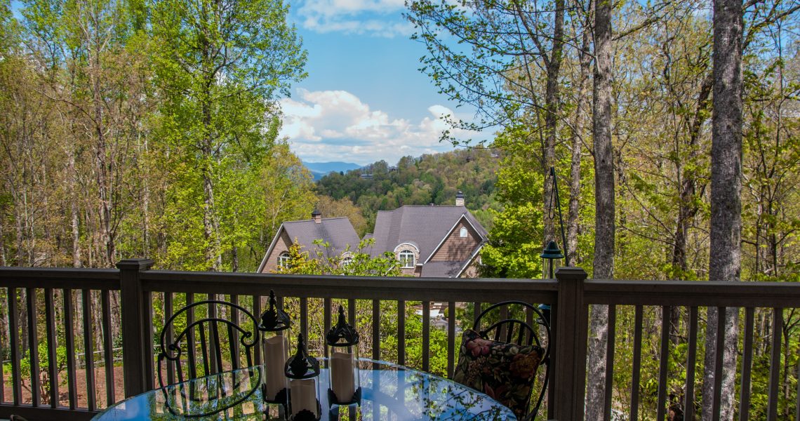Earnie-Graham - Selling Real Estate Chip Durpo RE/MAX Agents Realty