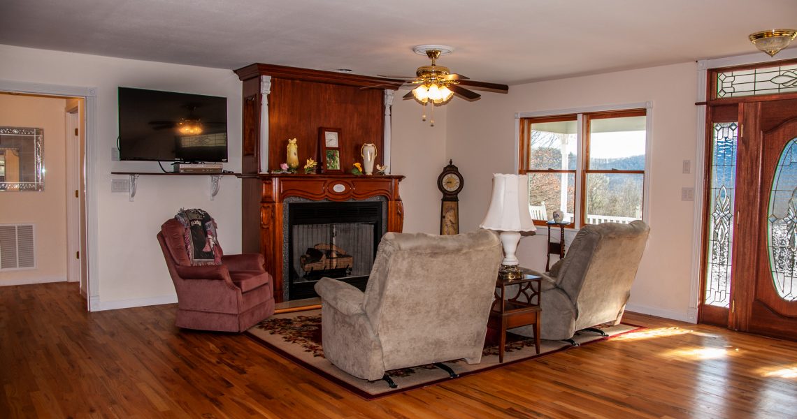 3676-Bald-Mountain - Selling Real Estate Chip Durpo RE/MAX Agents Realty