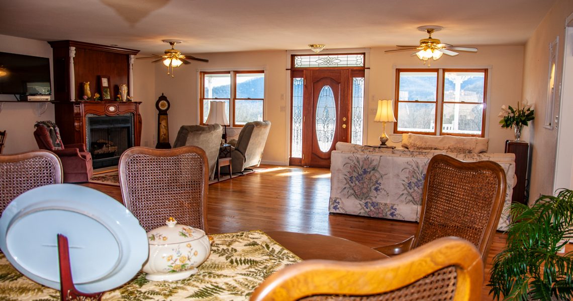 3676-Bald-Mountain - Selling Real Estate Chip Durpo RE/MAX Agents Realty