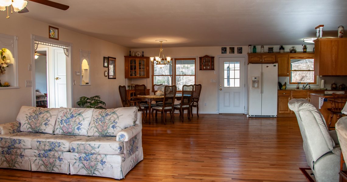 3676-Bald-Mountain - Selling Real Estate Chip Durpo RE/MAX Agents Realty