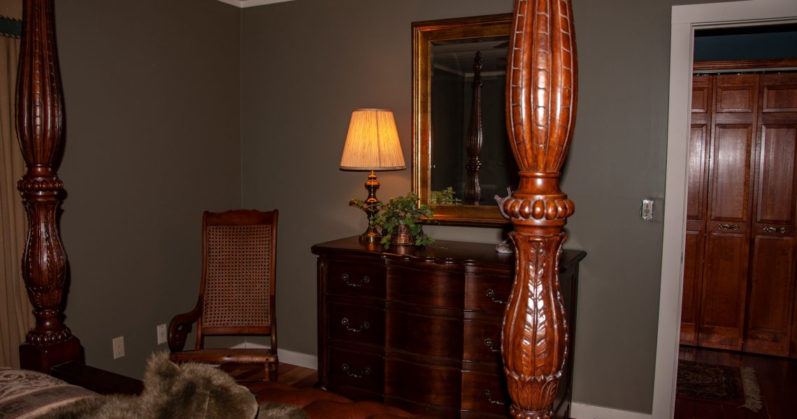 1121-Saddleback - Selling Real Estate Chip Durpo RE/MAX Agents Realty