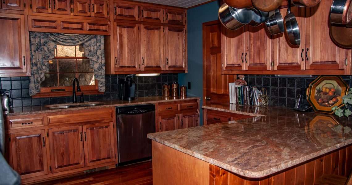 1121-Saddleback - Selling Real Estate Chip Durpo RE/MAX Agents Realty