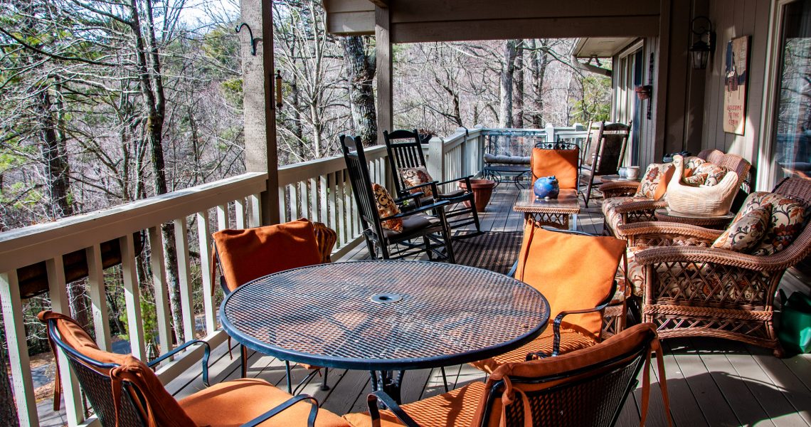 1121-Saddleback - Selling Real Estate Chip Durpo RE/MAX Agents Realty