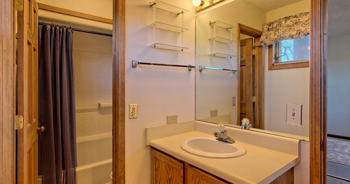 412-pleasant-mt - Selling Real Estate Chip Durpo RE/MAX Agents Realty
