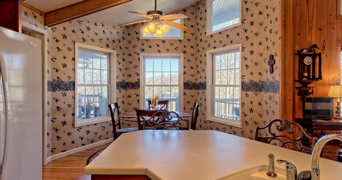 Earnie-Graham - Selling Real Estate Chip Durpo RE/MAX Agents Realty