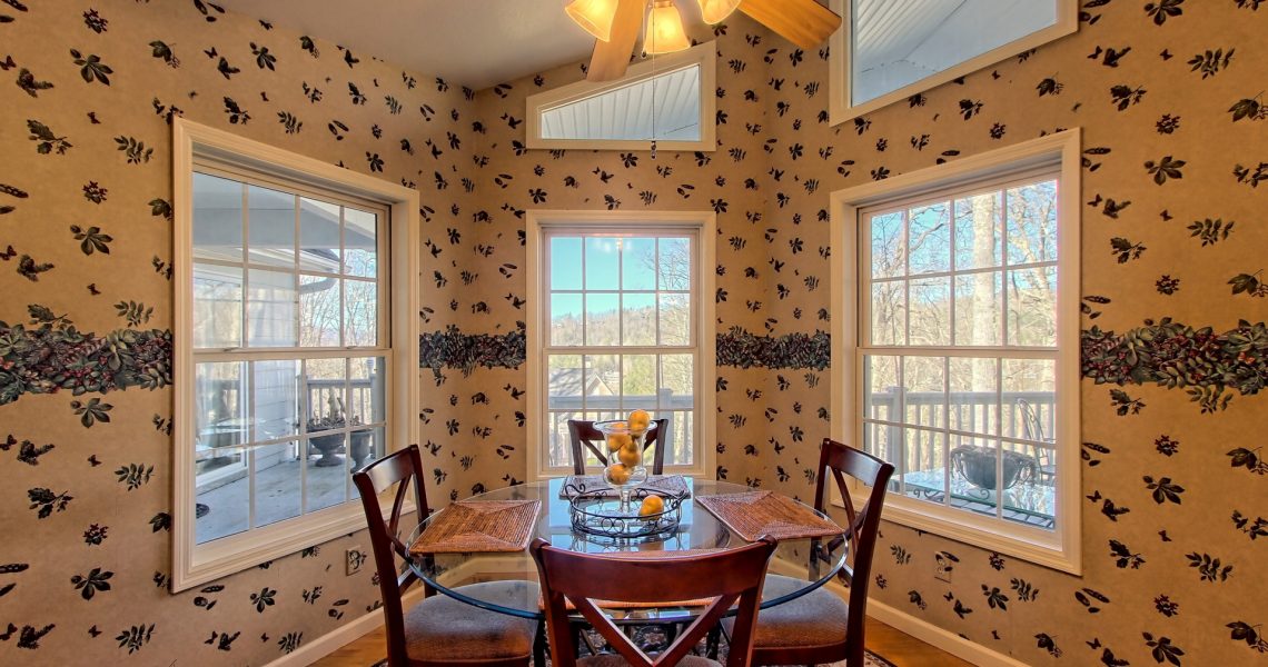 Earnie-Graham - Selling Real Estate Chip Durpo RE/MAX Agents Realty