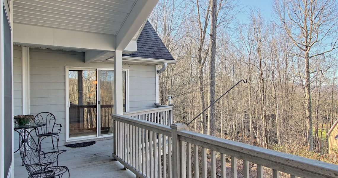 Earnie-Graham - Selling Real Estate Chip Durpo RE/MAX Agents Realty