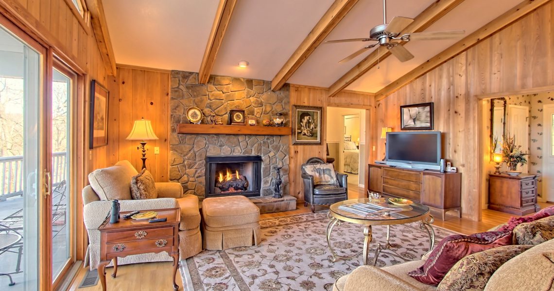Earnie-Graham - Selling Real Estate Chip Durpo RE/MAX Agents Realty